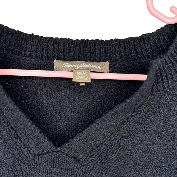 Tommy Bahama Black Knitted 3/4 Sleeve Pull On V-Neck Sweater Size Medium - Picture 6 of 13